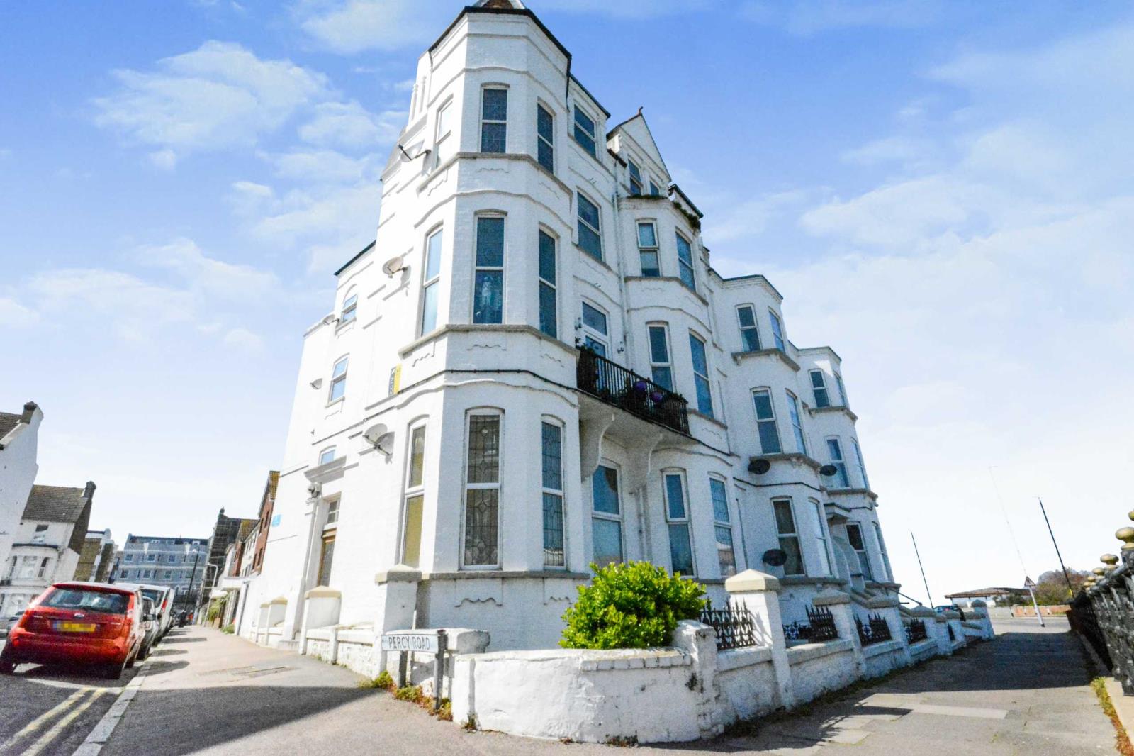 1 Bedroom Apartment For Sale At Queens Parade Margate Cliftonville Kent