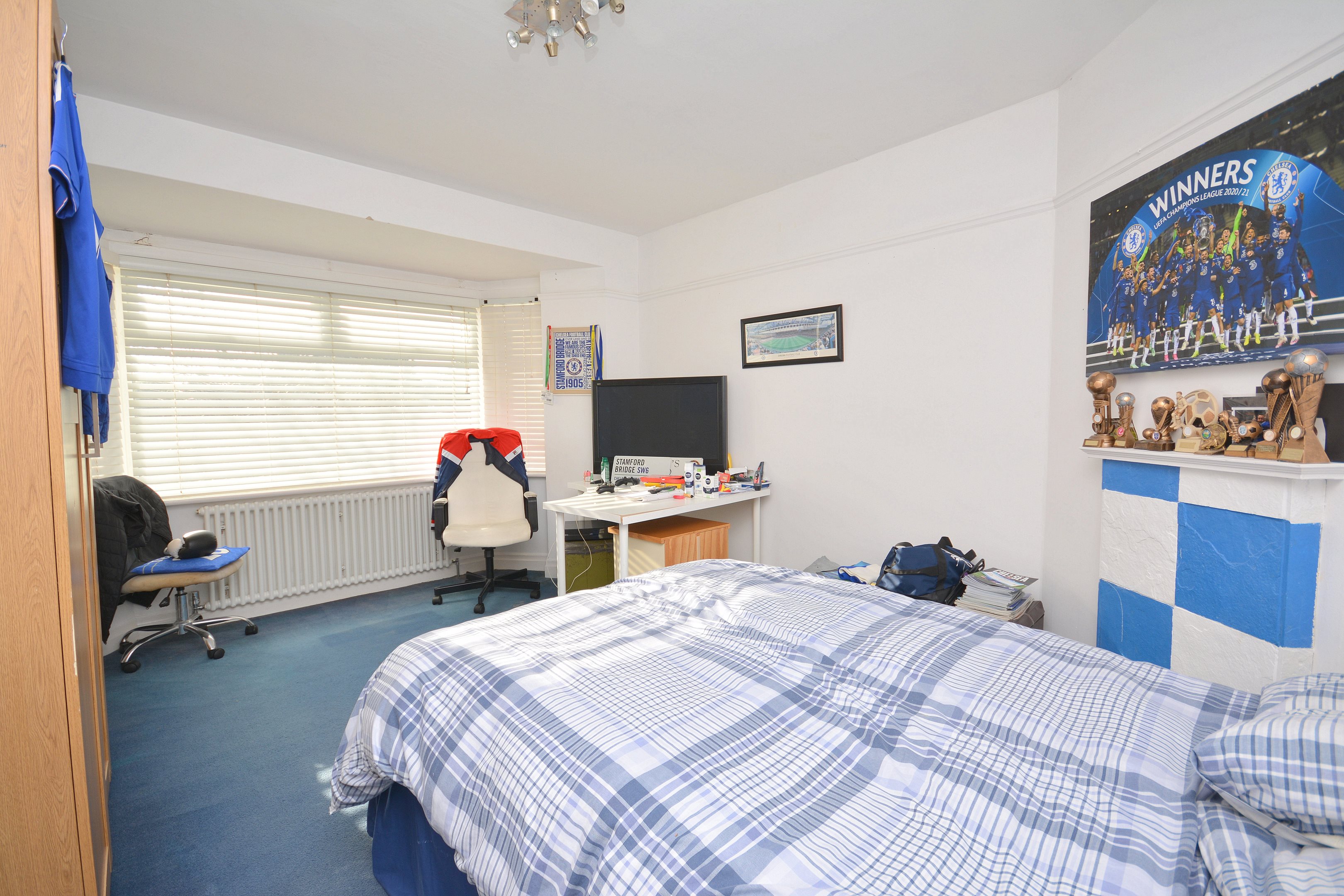 4 Bedroom Semi Detached House For Sale At Northdown Road Cliftonville