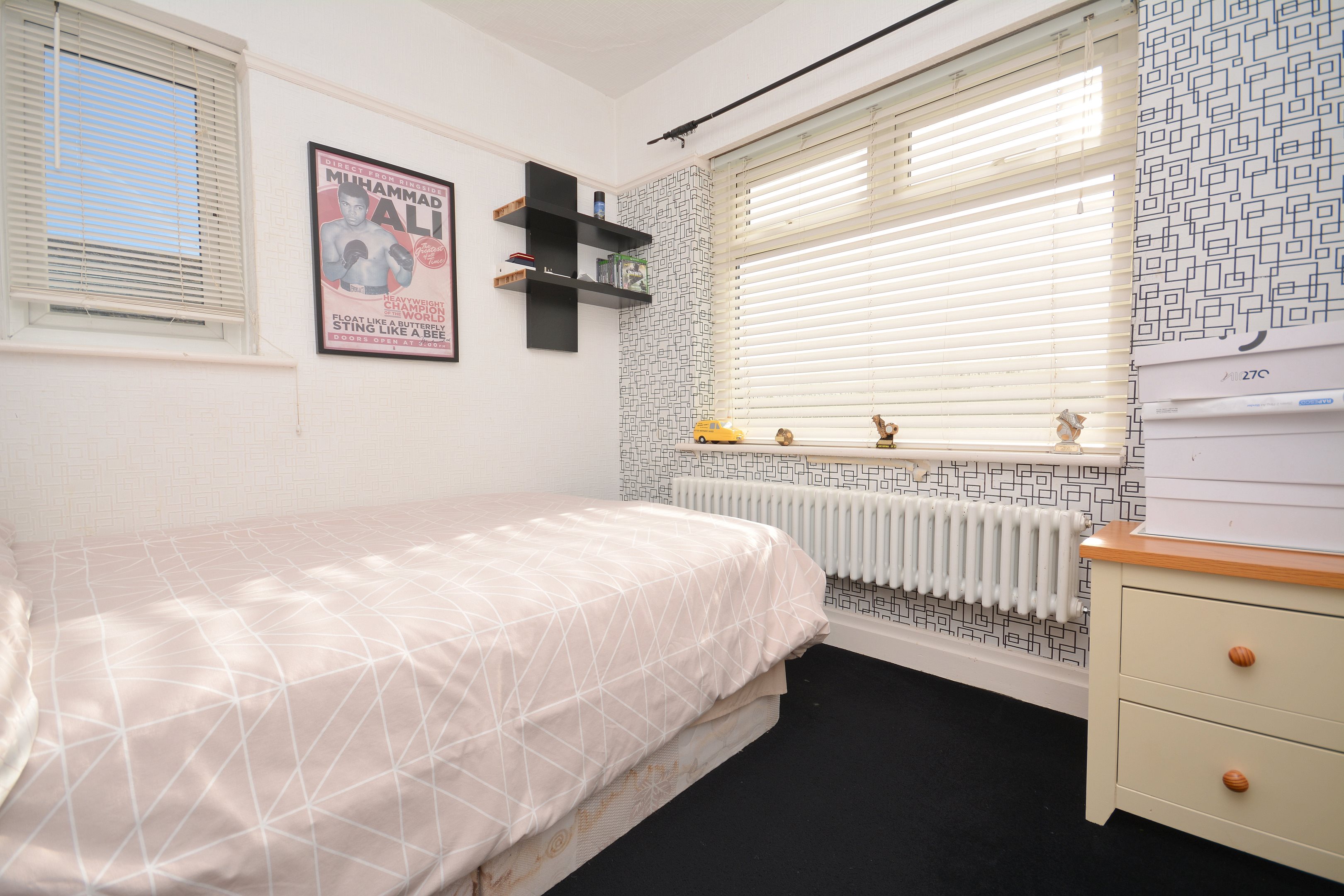 4 Bedroom Semi Detached House For Sale At Northdown Road Cliftonville