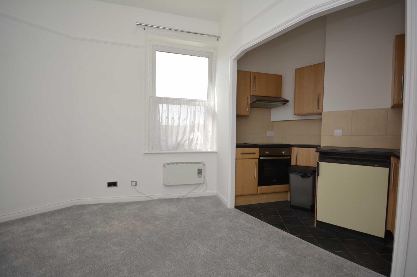 1 Bedroom Apartment For Sale At Wrotham Road Broadstairs Kent £125,000 Cooke & Co Estate and