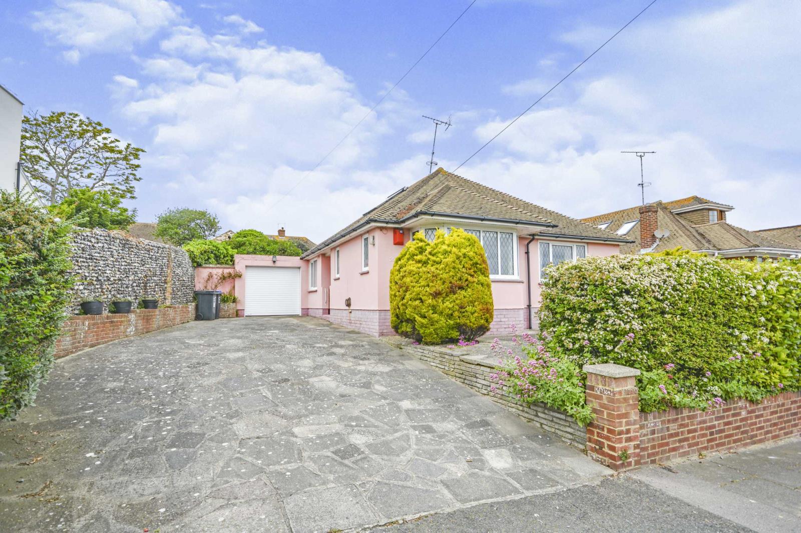 3 Bedroom Detached Bungalow For Sale At Stone Road Broadstairs Kent £
