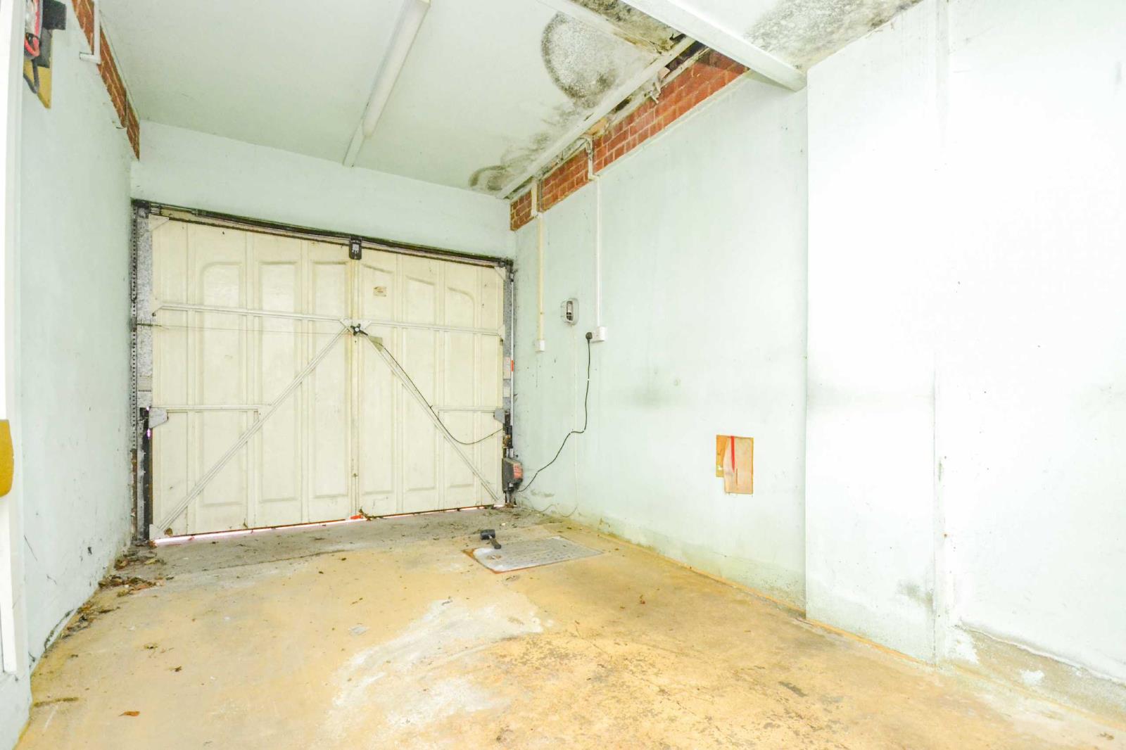 3 Bedroom Semi Detached House For Sale At Edith Road Ramsgate Kent £