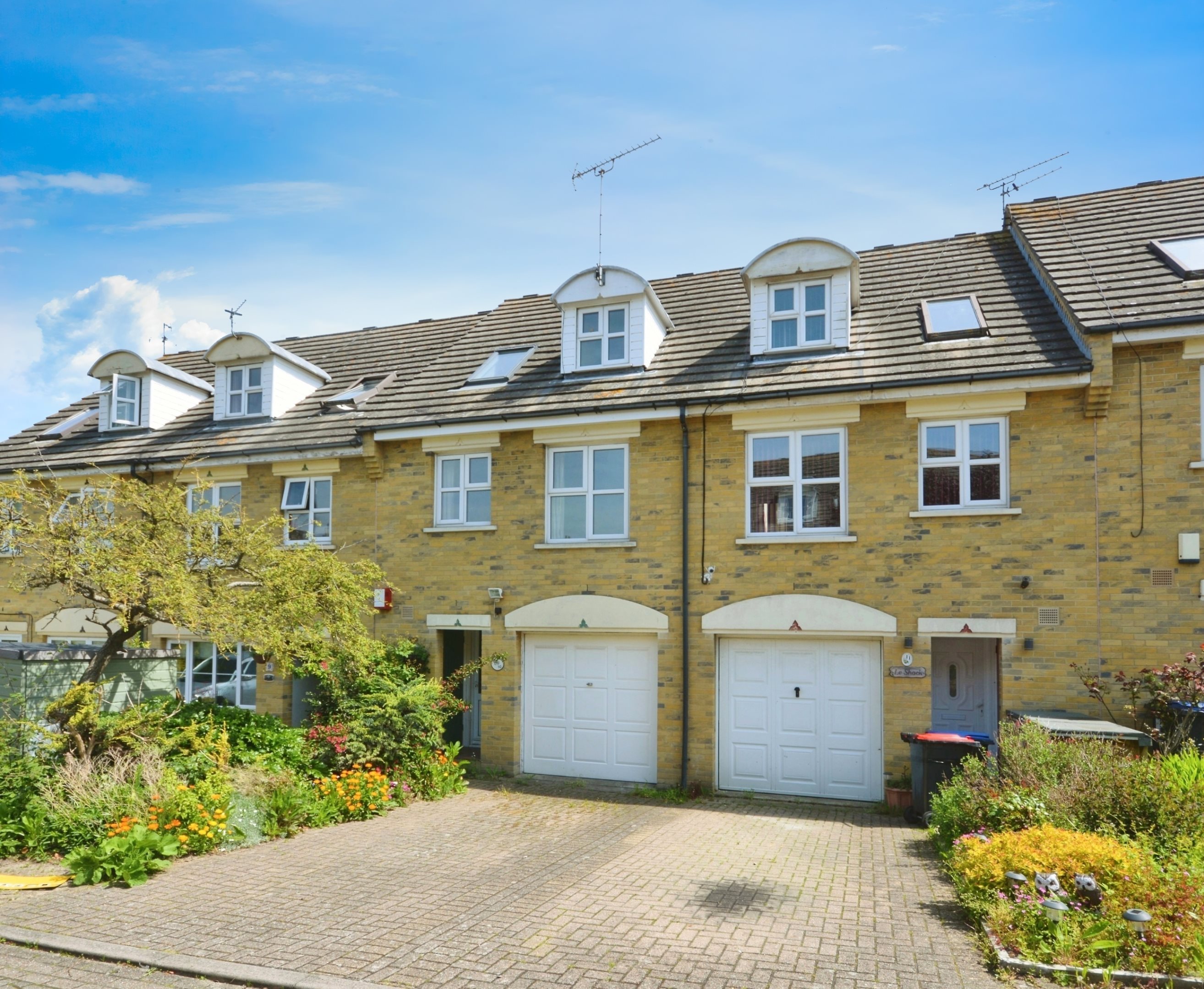 3 Bedroom Terraced House For Sale At Vale Place Ramsgate Kent £300,000 Cooke & Co Estate and