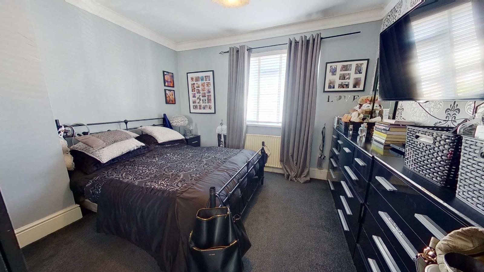 3 Bedroom End Of Terrace House For Sale At Marlowe Road Margate Kent