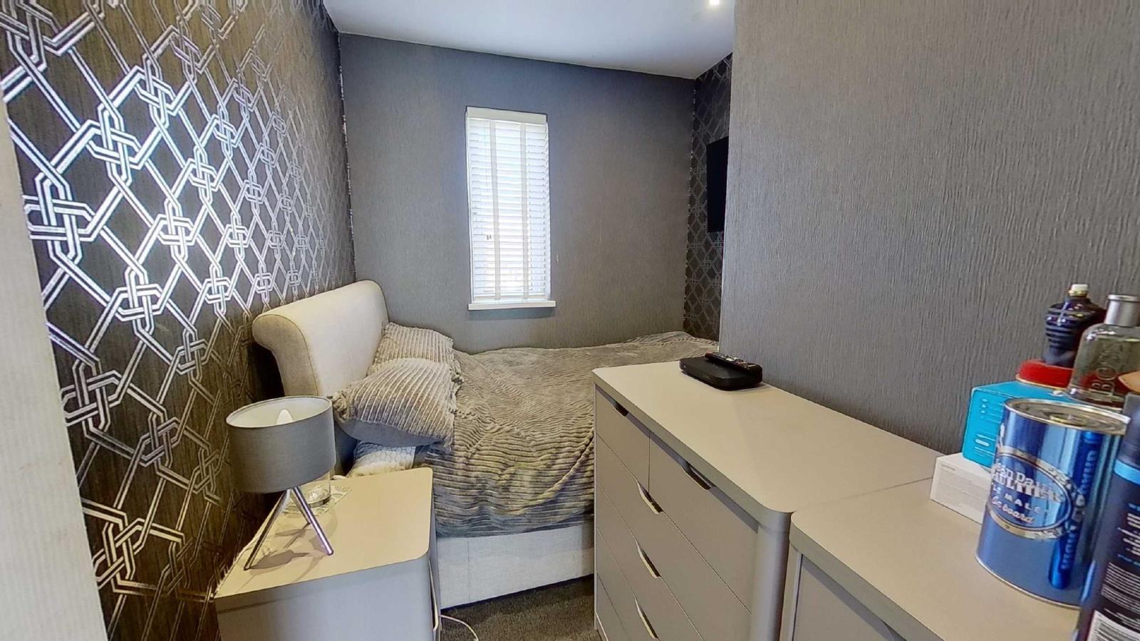 3 Bedroom End Of Terrace House For Sale At Marlowe Road Margate Kent