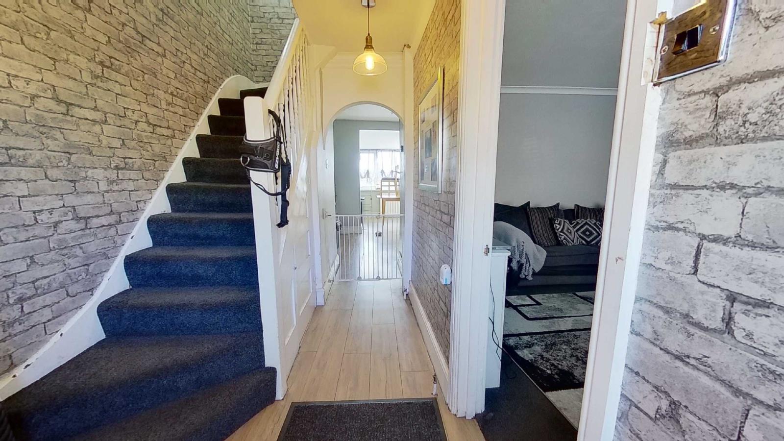 3 Bedroom End Of Terrace House For Sale At Marlowe Road Margate Kent