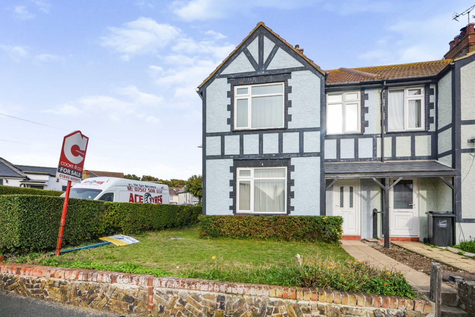 4 Bedroom End Of Terrace House For Sale At Crow Hill Broadstairs Kent