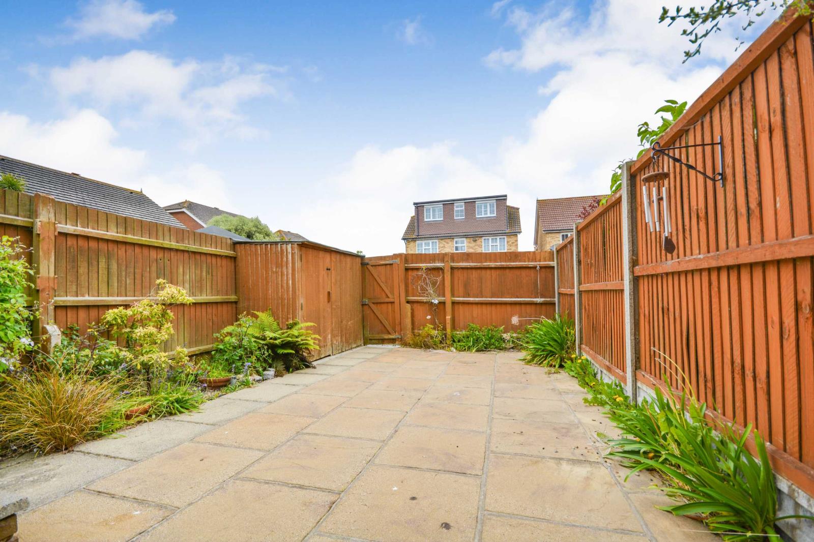 4 Bedroom End Of Terrace House For Sale At Harebrook Ramsgate Kent £