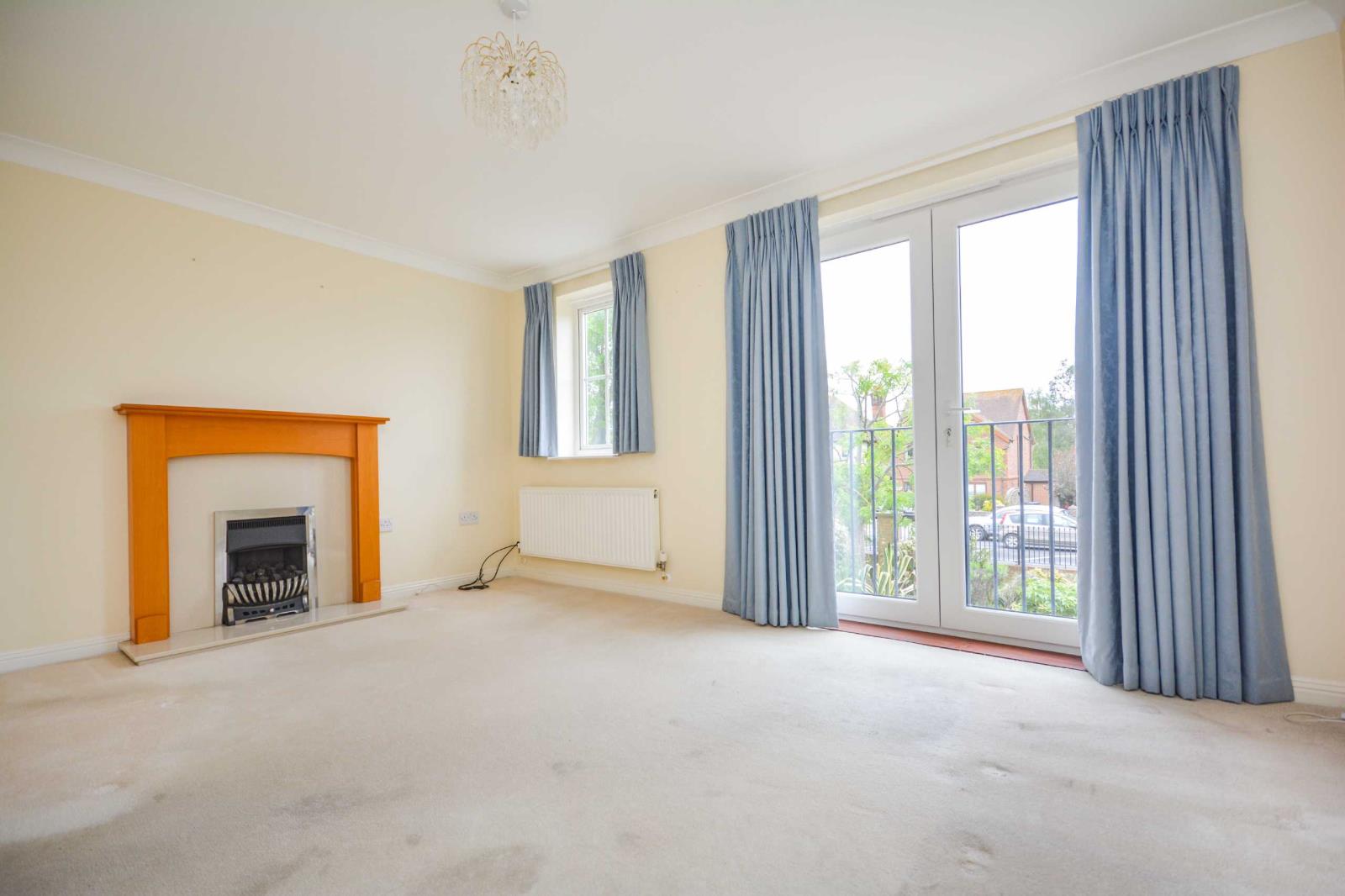 4 Bedroom End Of Terrace House For Sale At Harebrook Ramsgate Kent £