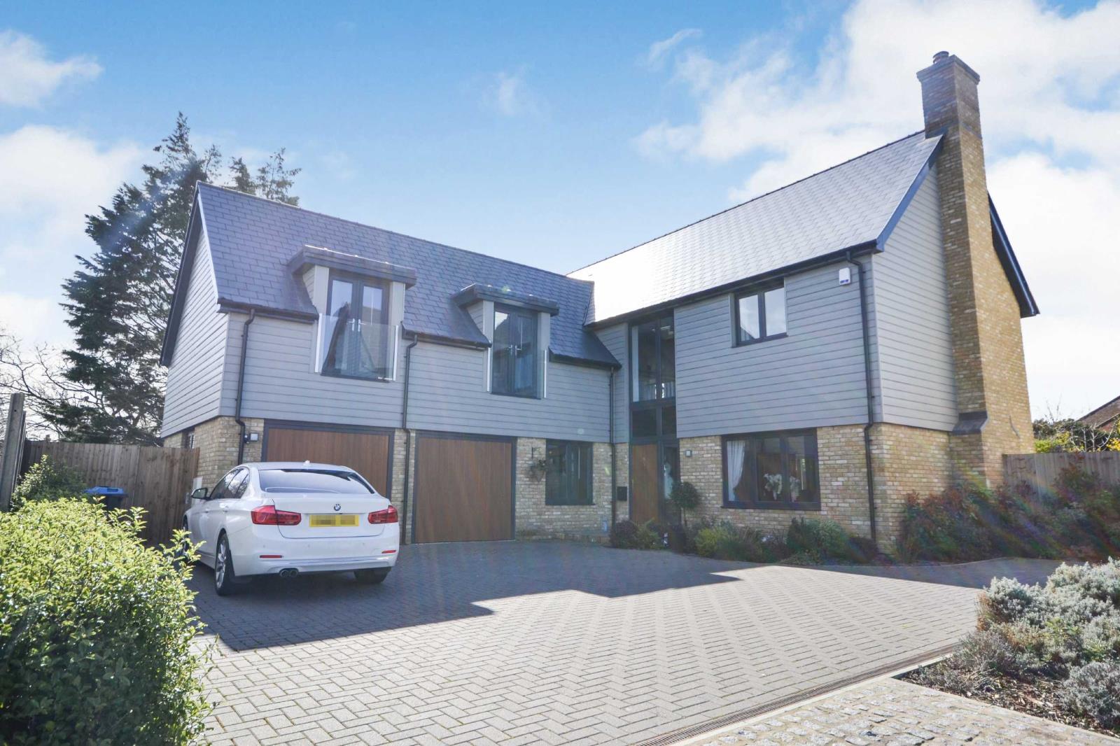 Properties for Sale In Cooke & Co Estate and Letting Agents