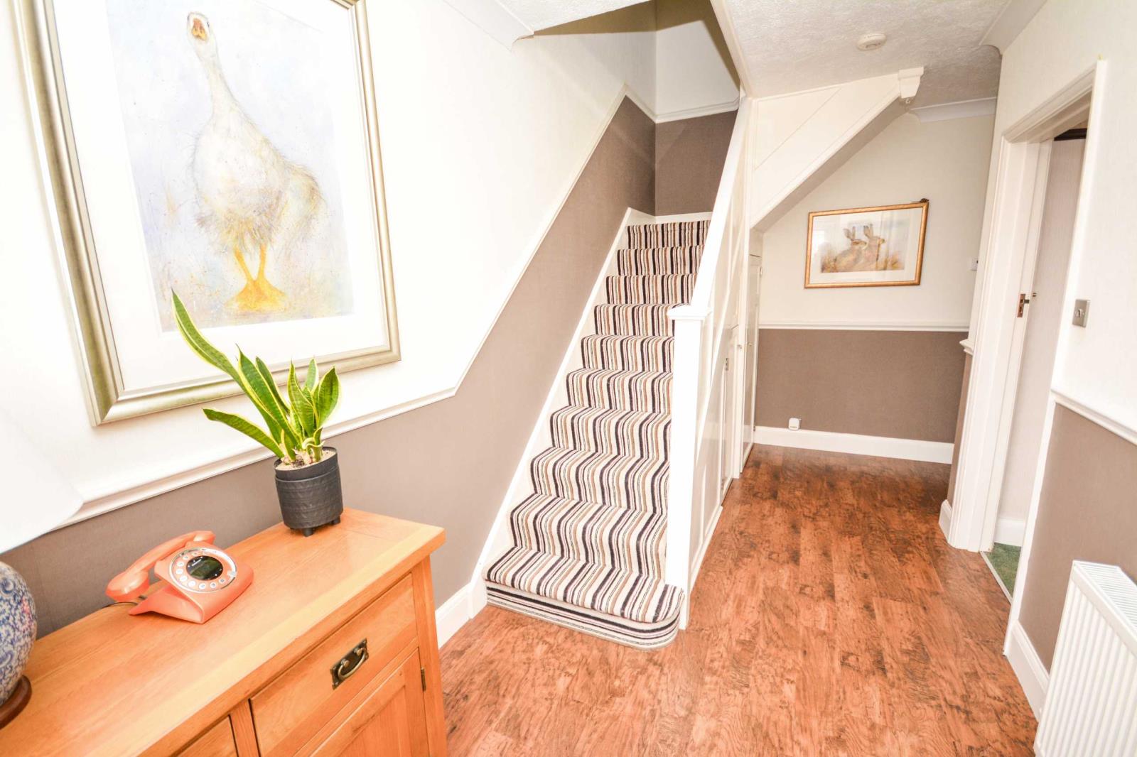 4 Bedroom Semi Detached House For Sale At Millmead Avenue Margate Kent