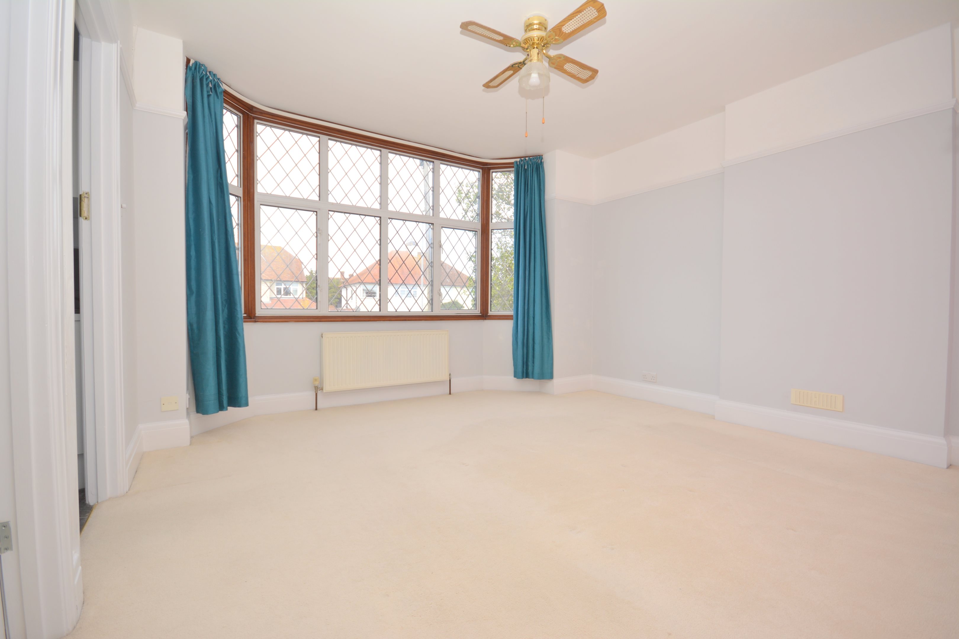 5 Bedroom Detached House For Sale At Northumberland Avenue Cliftonville Kent £637,000 Cooke