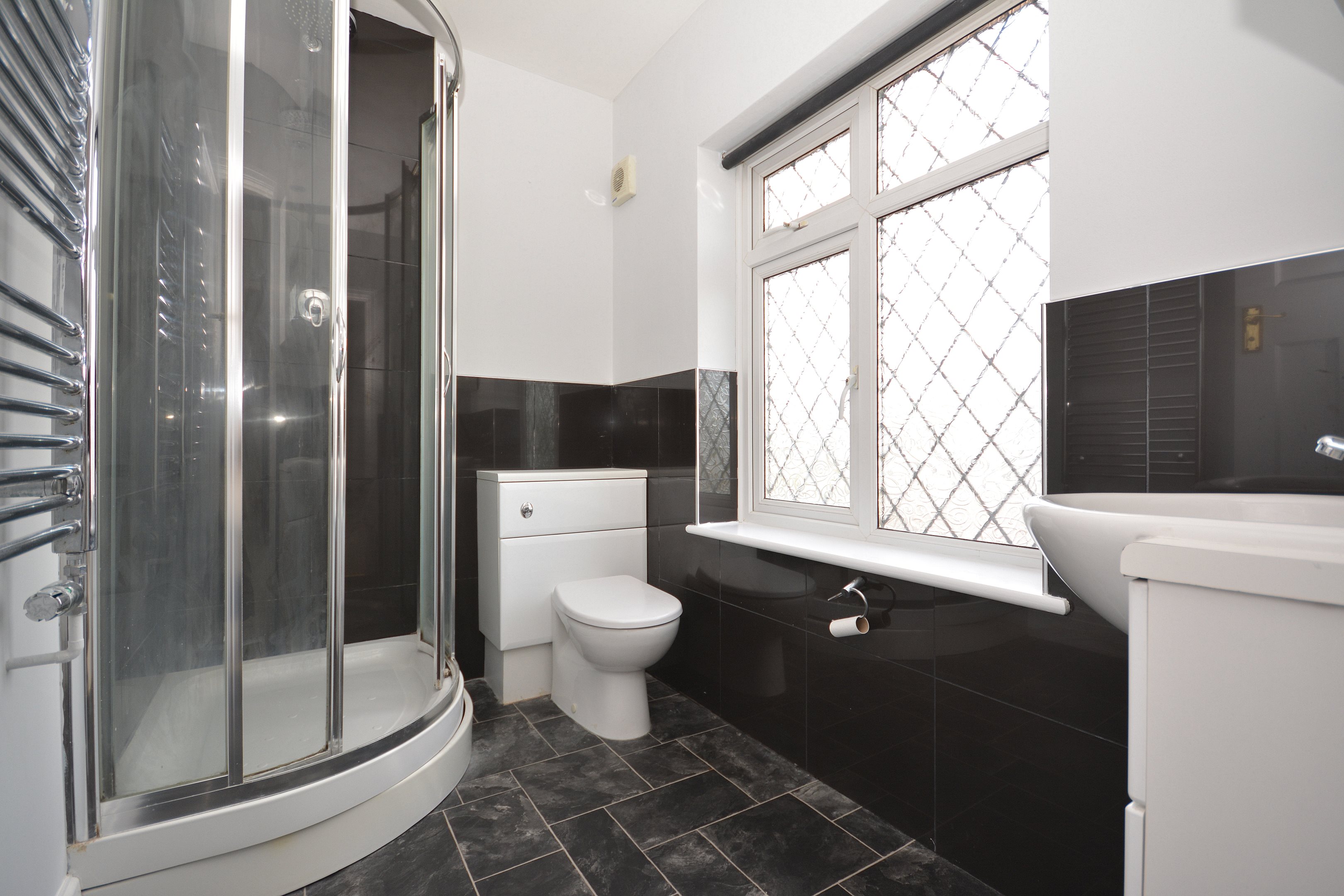 5 Bedroom Detached House For Sale At Northumberland Avenue Cliftonville Kent £637,000 Cooke