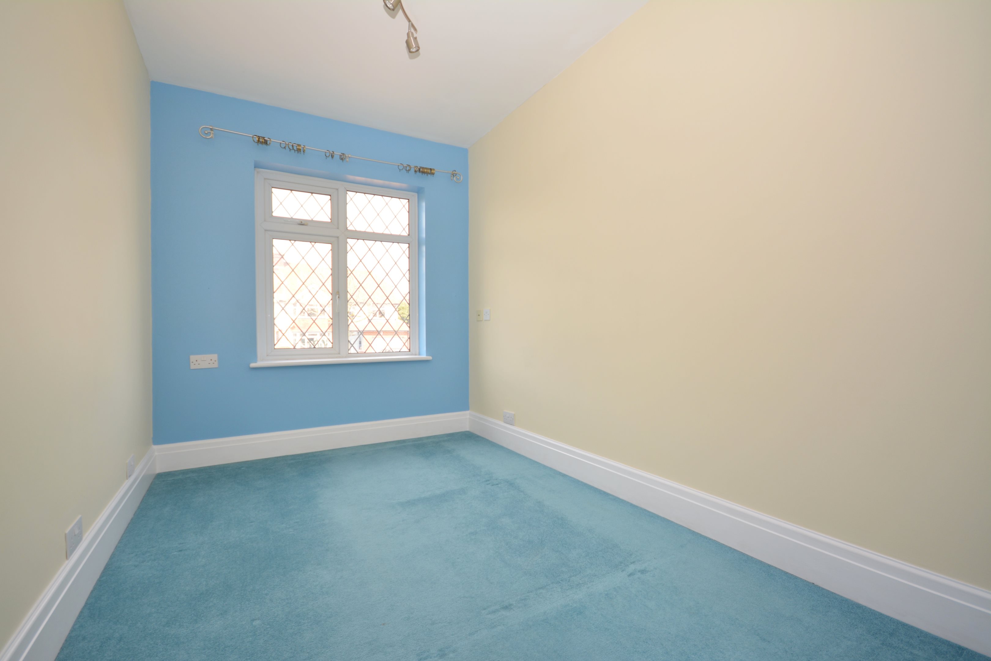 5 Bedroom Detached House For Sale At Northumberland Avenue Cliftonville Kent £637,000 Cooke