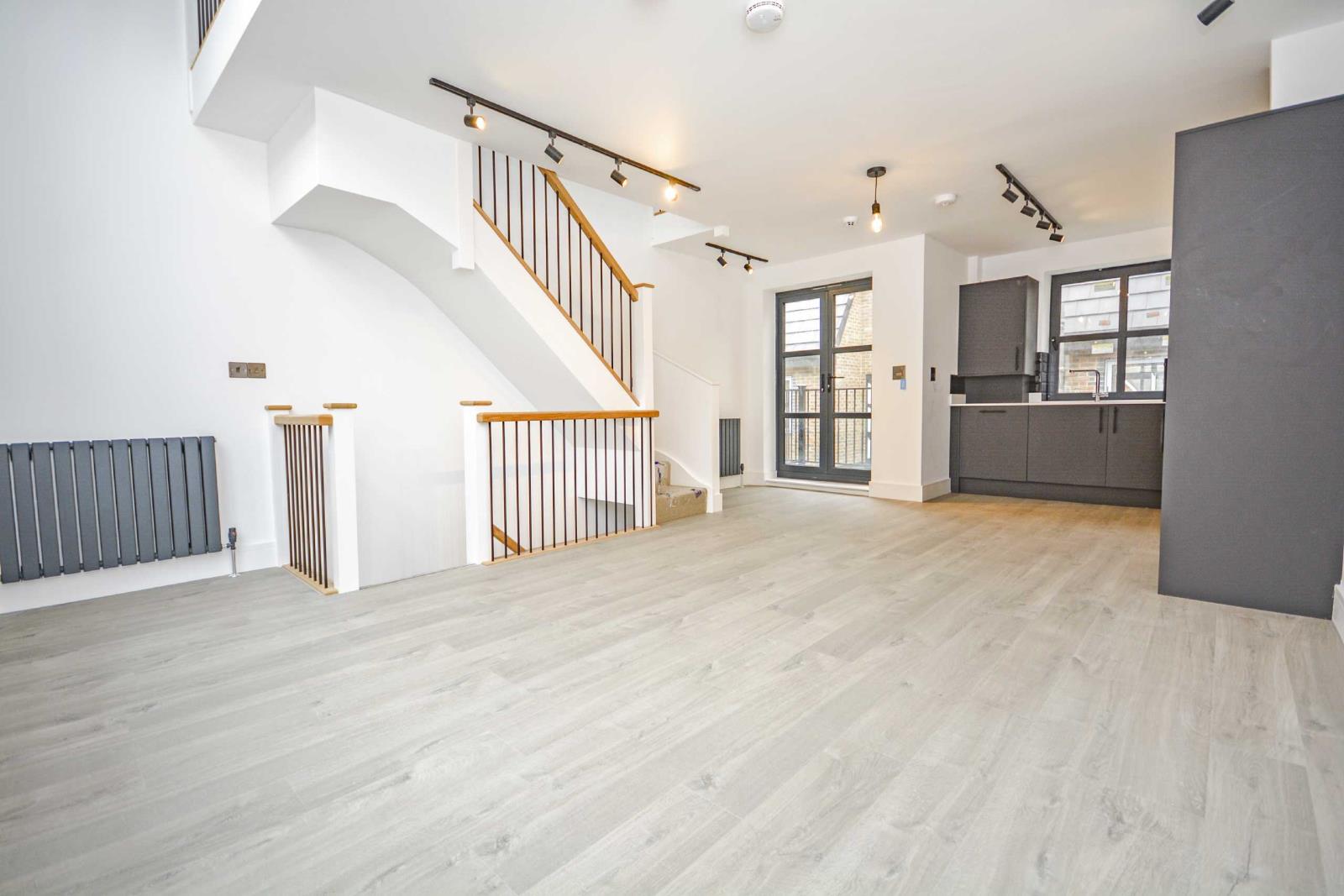 2 Bedroom Terraced House For Sale At 45 Victoria Road Margate Kent £