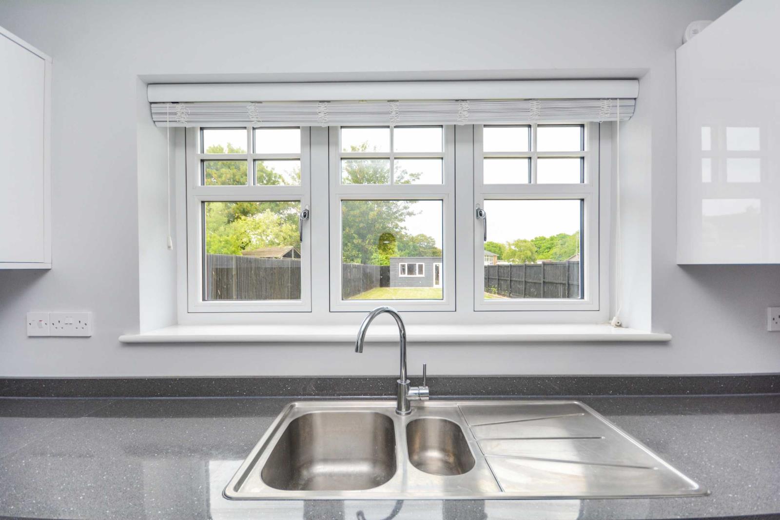 3 Bedroom Detached House For Sale At Grange Road Broadstairs Kent £