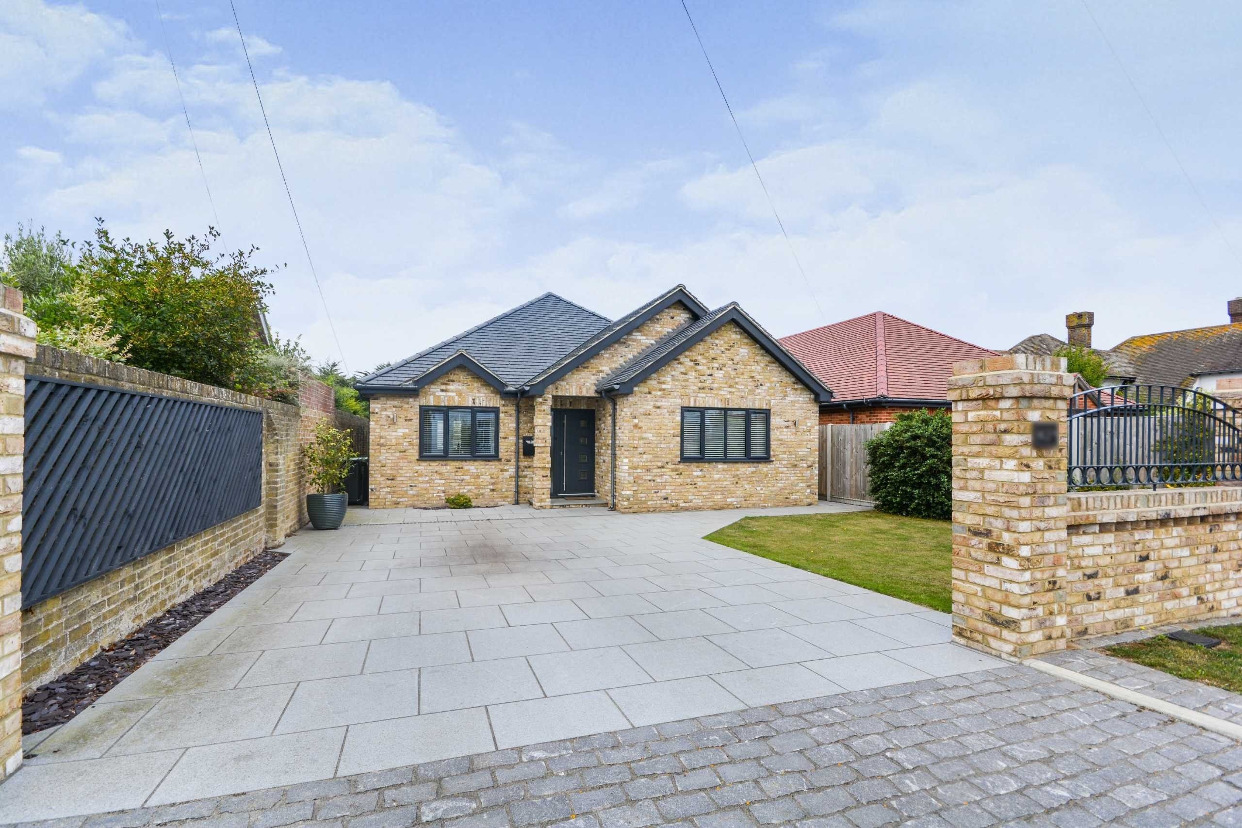 Properties for Sale In Cooke & Co Estate and Letting Agents