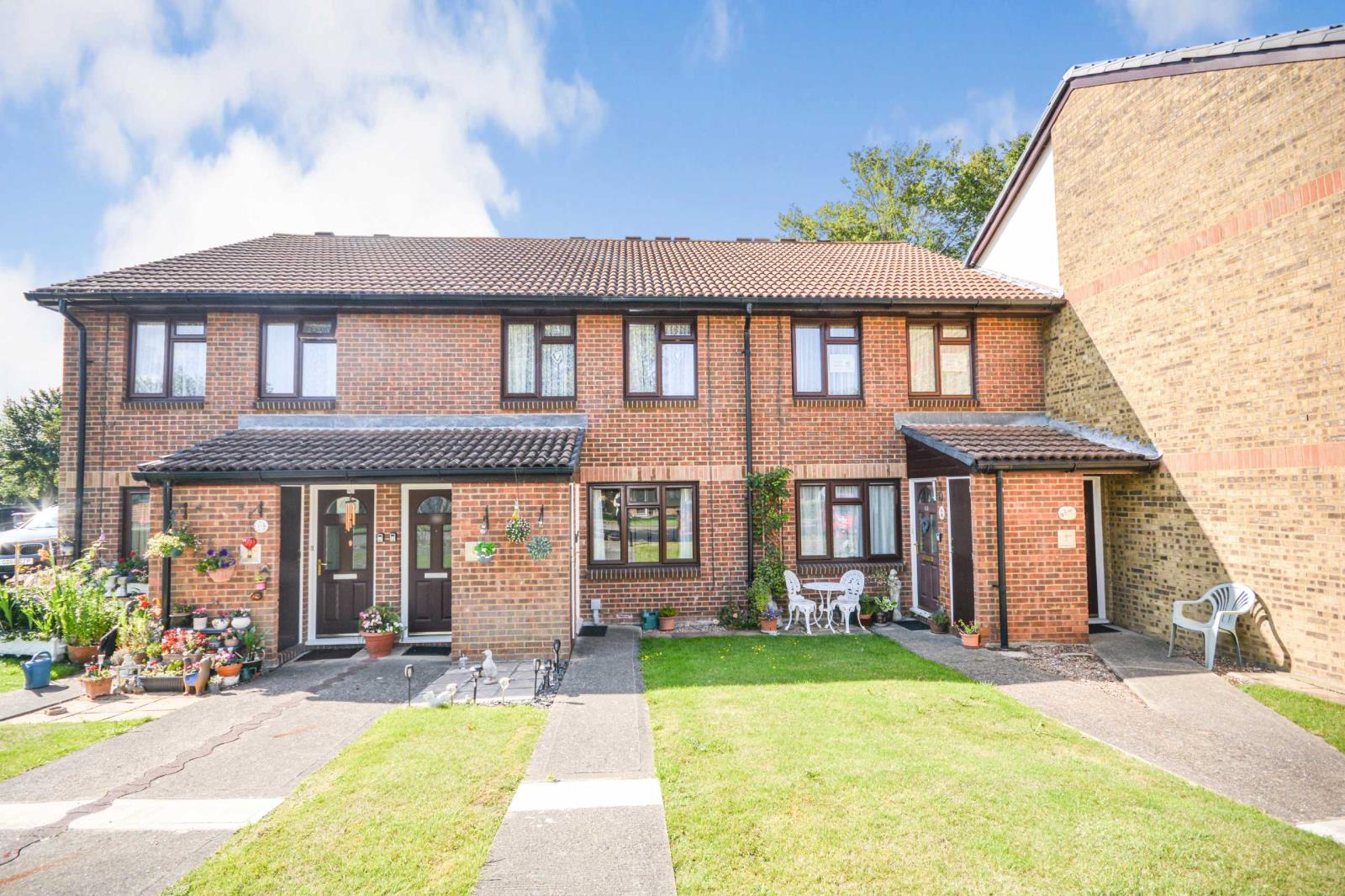 1 Bedroom Retirement For Sale At Church Court Grove Broadstairs Kent