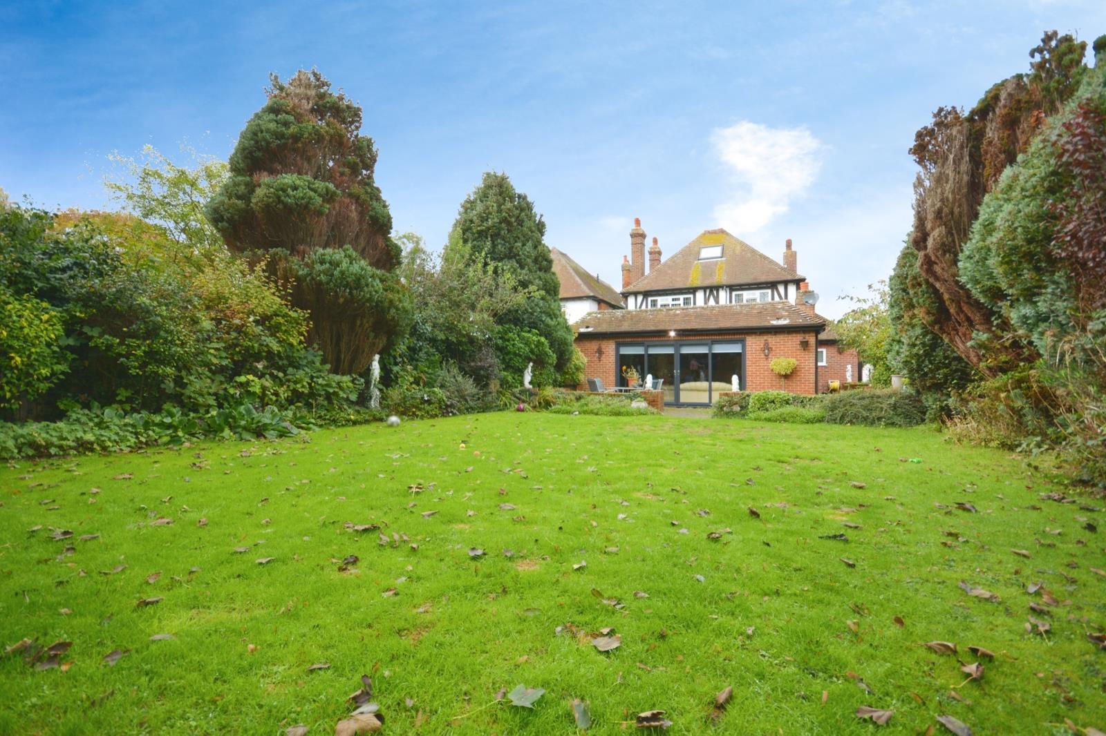 Properties for Sale In Cooke & Co Estate and Letting Agents