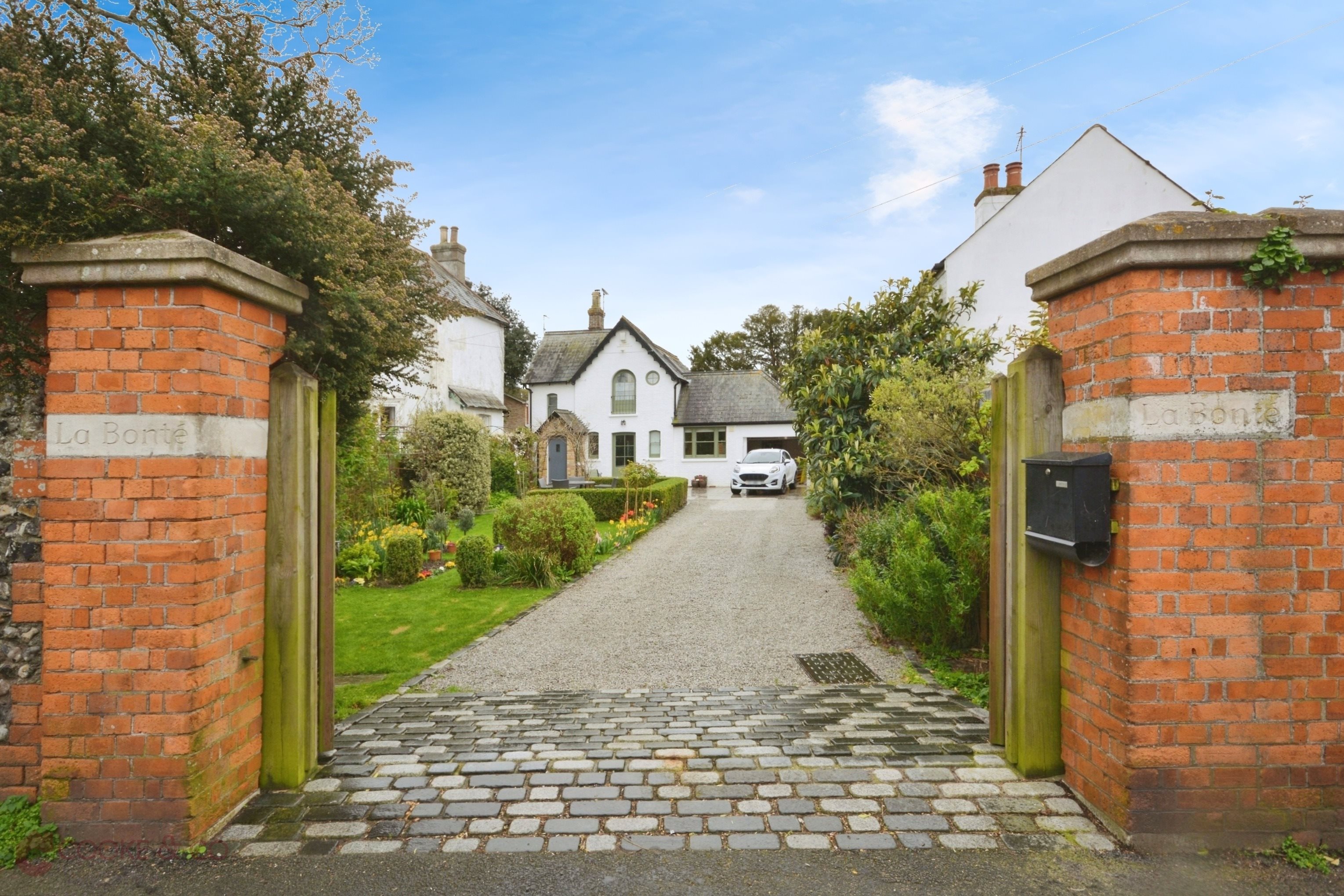 3 Bedroom Detached House For Sale At Fair Street Broadstairs Kent £
