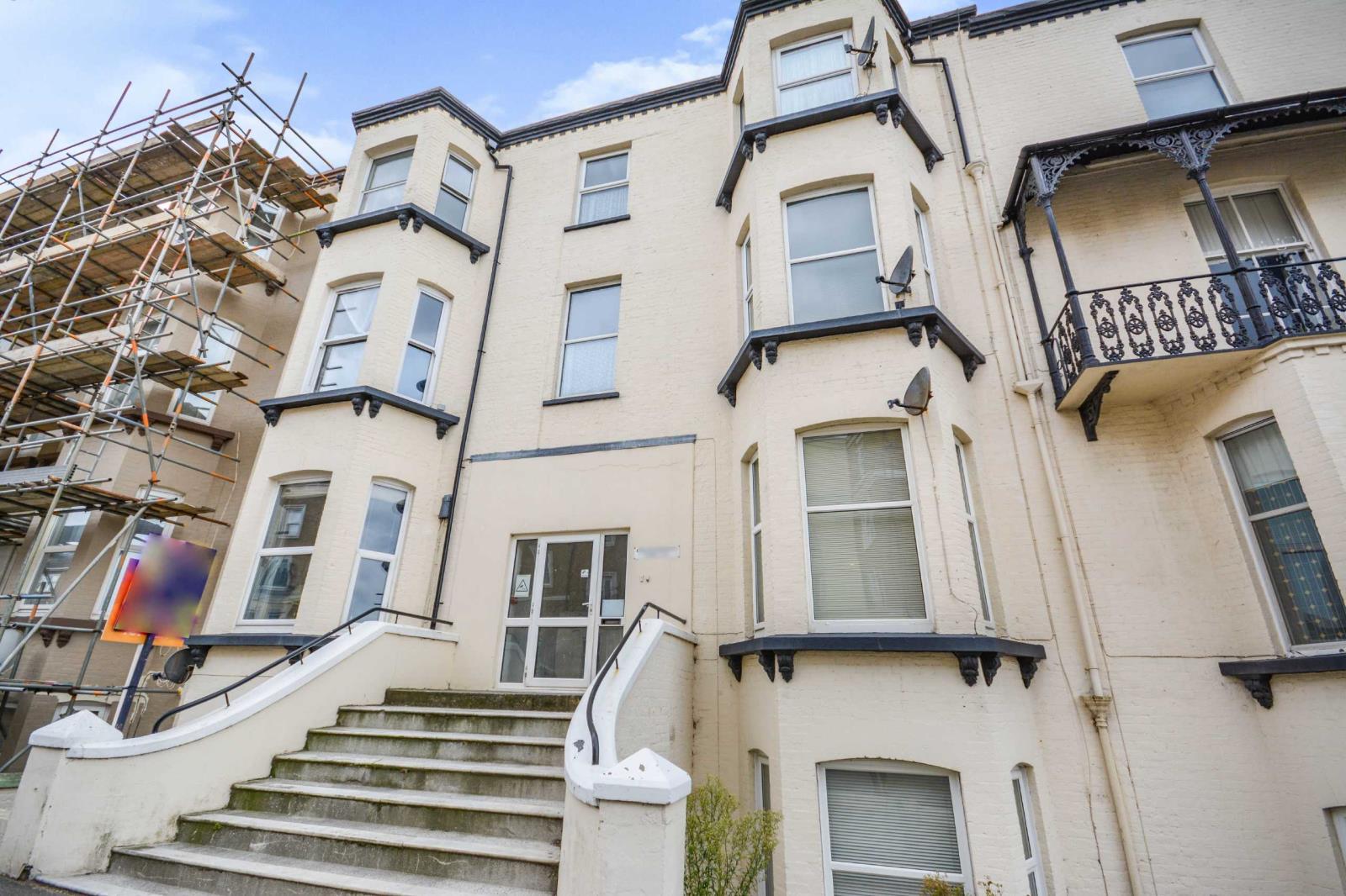 1 Bedroom Apartment For Sale At Sweyn Road Margate Kent £105,000