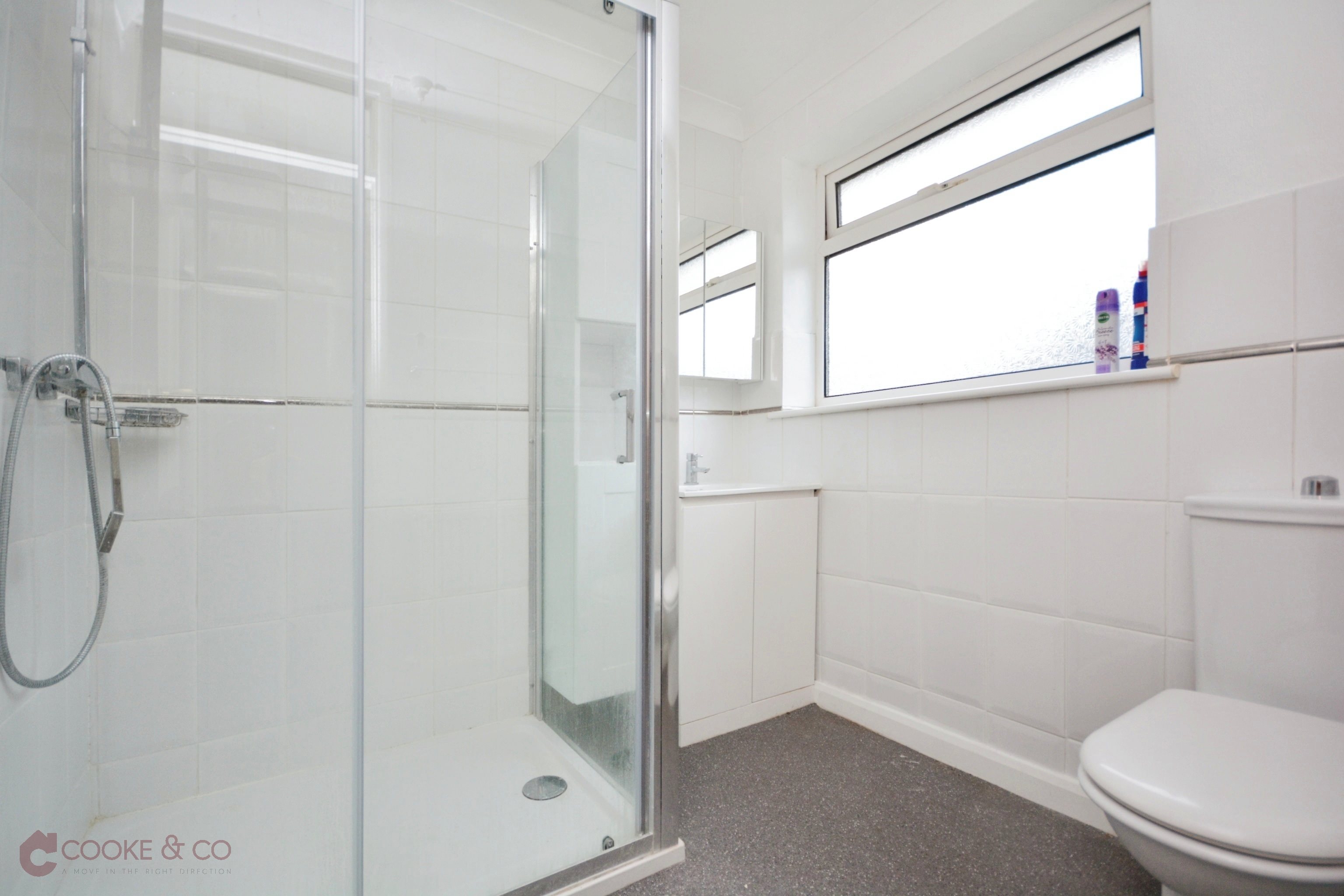 3 Bedroom Semi Detached House For Sale At Upper Dumpton Park Road