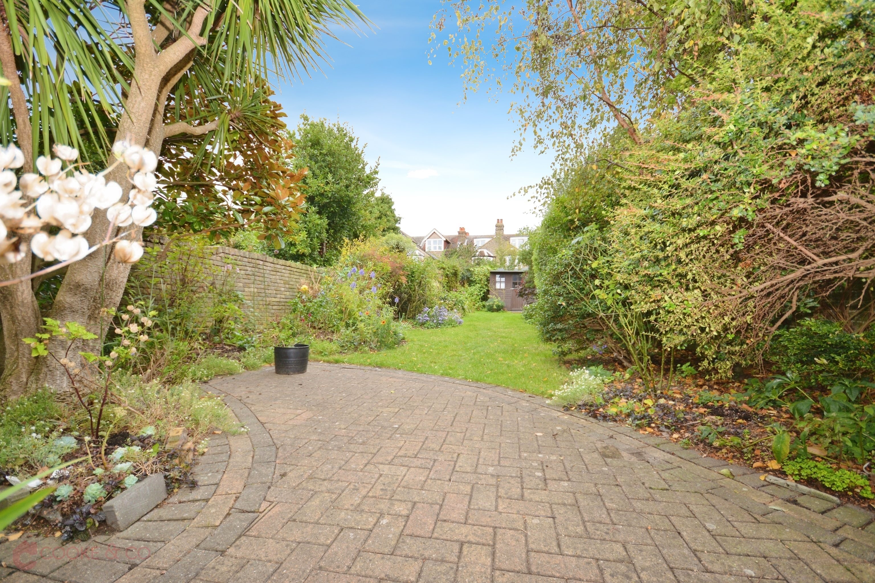 4 Bedroom Detached House For Sale At Prices Avenue Margate Kent £